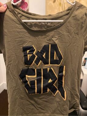 Women's Olive Green Short Sleeve Graphic Tee